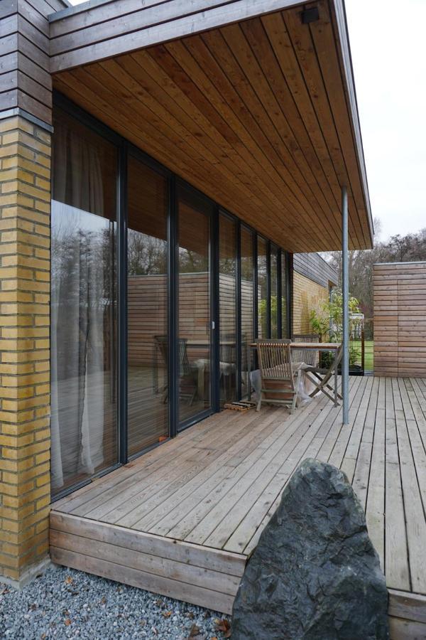 Design Ferienhaus Nienrausch Mit 2 Apartments Timmendorfer Strand Exterior photo